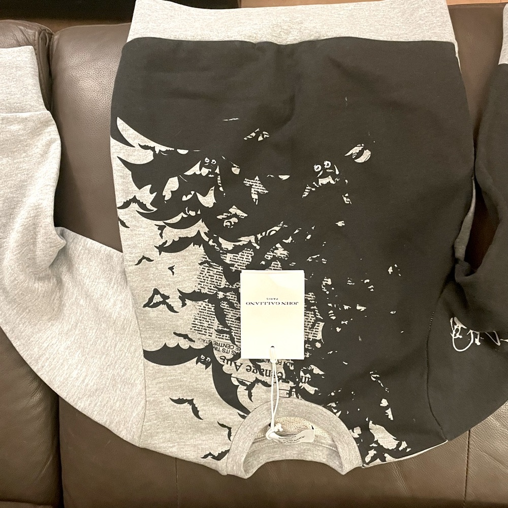 John Galliano. Sweater for boys. Size 8